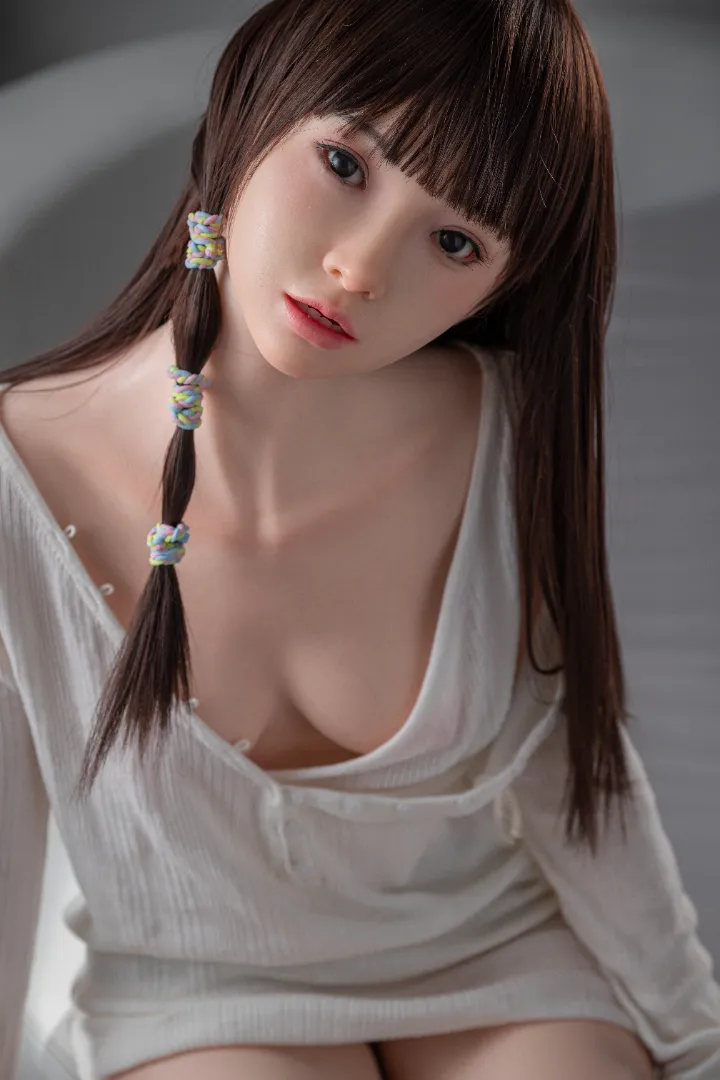 149cm (4ft11) B-Cup Texture de Peau Réelle Silicone Poupée sexuelle Miyu, ROS Tête #103B